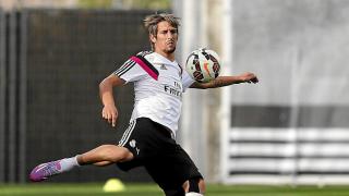 كونتراو و إياراميندي يواصلان اللعب مع الريال بعد خروج أنشيلوتي