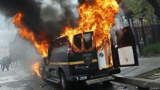 أوباما ينتقد تعامل الشرطة الأمريكية مع السود