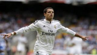 مانشستر يونايتد يعلن عدم رغبته في إرجاع النجم المكسيكي تشيشاريتو للفريق