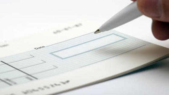 شيك بدون رصيد يفك كرب صاحبه في السعودية !