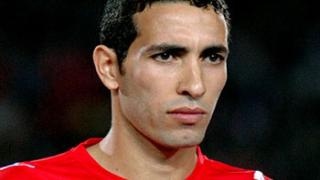 ردود فعل غاضبة بعد التحفظ على أموال أبو تريكة