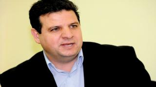 لقاء يجمع نتنياهو بأيمن عودة