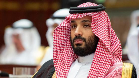 ولي العهد السعودي يبحث الرد على هجمات أرامكو مع وزير الدفاع الأمريكي