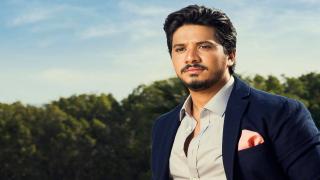 اسمع أغنية تتر مسلسل "خيانة عهد" بإحساس مصطفى حجاج في رمضان