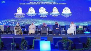 وزير الصناعة السعودي يستهدف الريادة العالمية في التصنيع والطباعة ثلاثية الأبعاد