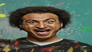 علي ربيع وزوجته يحتفلان بعيد ميلاد ابنتهما الوحيدة مليكة، والشبه بينها وبين والدها لا يصدق