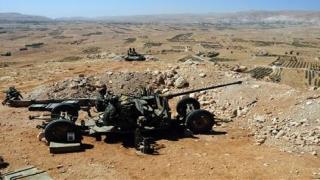 الإشتباكات تتواصل في القلمون مع قصف جوي من النظام السوري على المنطقة