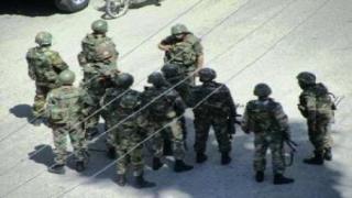 سقوط 25 قتيلا من الجنود النظاميين و تحطيم طوافة عسكرية