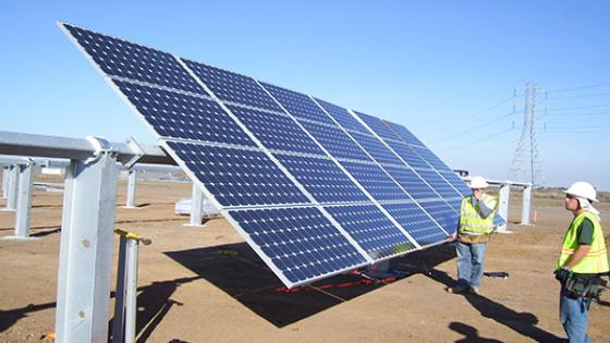 إنشاء محطات إنتاج الكهرباء من الطاقة الشمسية لرجال القدس