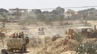 مقتل شخصين إثر هجوم مسلح على أحد المعسكرات الأمنية في مصر